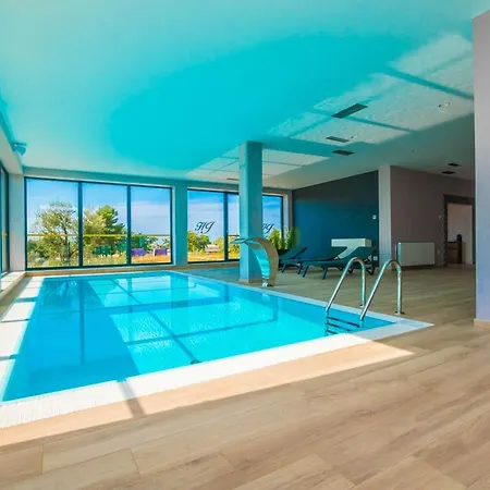 Delfin Lanterna 4* Tar-Vabriga