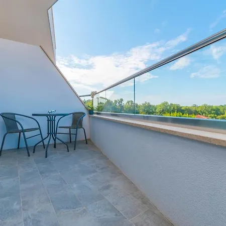 Hotel Delfin Lanterna Tar-Vabriga