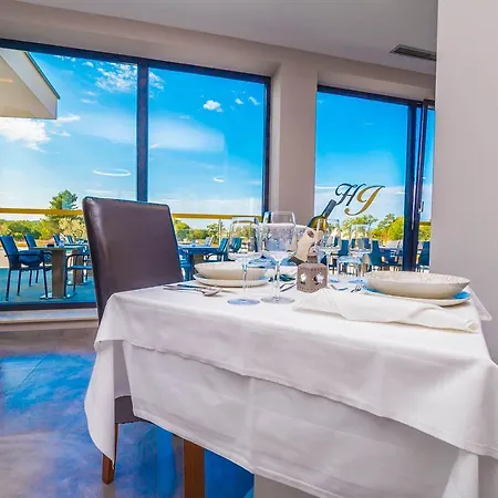 Hotel Delfin Lanterna 4*