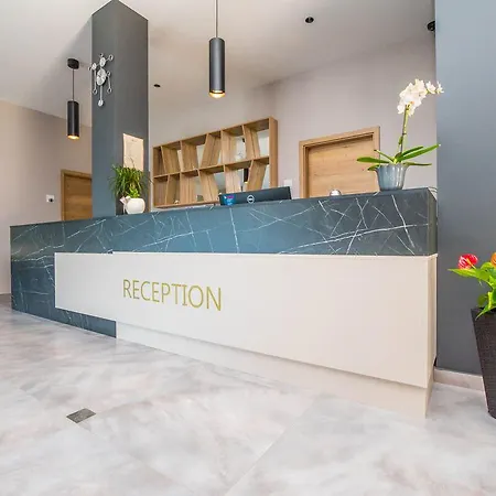 Delfin Lanterna Hotel 4*