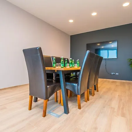 Delfin Lanterna 4* Tar-Vabriga