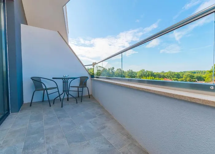 Hotel Delfin Lanterna Tar-Vabriga