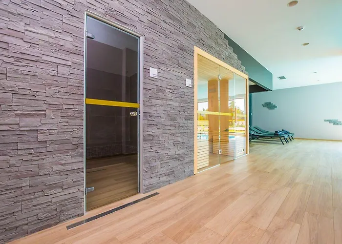 Delfin Lanterna Hotel