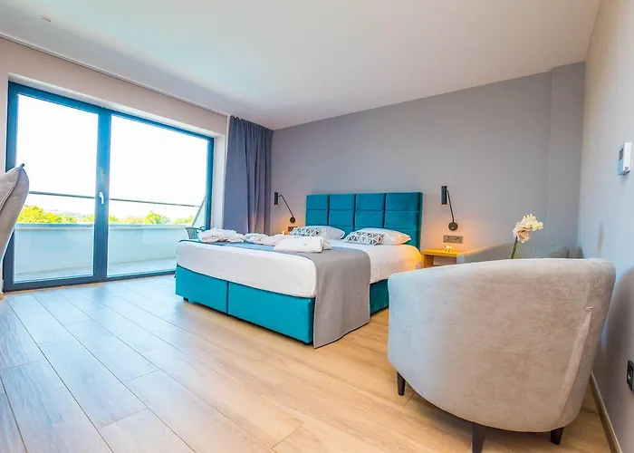 Delfin Lanterna Hotel