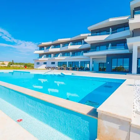Delfin Lanterna Hotel