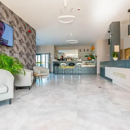 Delfin Lanterna Tar-Vabriga