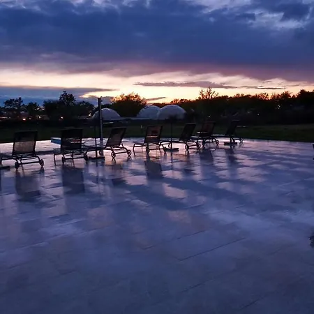 מלון Delfin Lanterna 4*