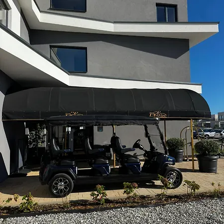 Delfin Lanterna Szálloda Tar-Vabriga