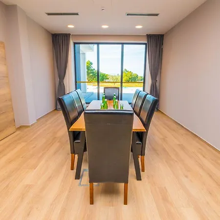 Otel Delfin Lanterna 4*